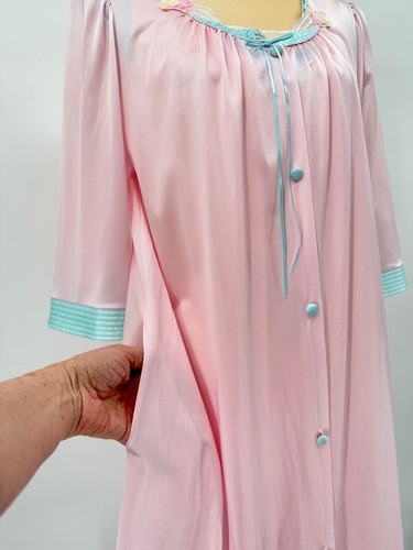 Vintage 80er Lothringen Nachthemd & Morgenmantel Set GR. M 2-teilig Rosa Aqua Applikation - Bild 19 von 20