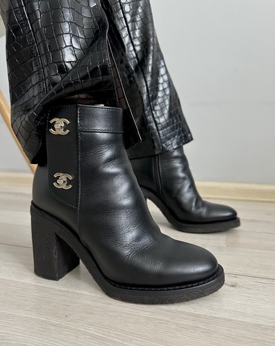 Authentic Chanel CC Logo Turn Lock Black Leather Ankle Boots Size EU 36,5 US 6,5 | eBay Authentic Chanel CC Logo Turn Lock Black Leather Ankle Boots Size EU 36,5 US 6,5 | eBay
