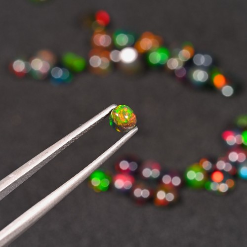4x4 mm Schwarz Äthiopischer Welo Feueropal Cabochon Lose Edelstein A++ Welo Feueropal - Bild 6 von 8
