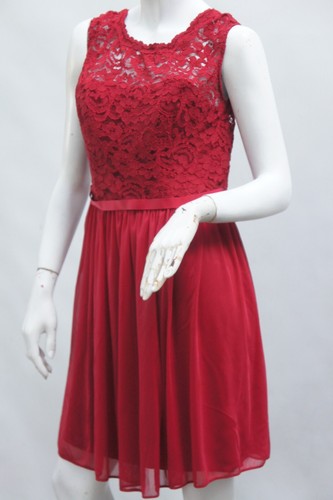 David's Bridal Short Cap Sleeve Red Bridesmaid Dress Lace Chiffon Size 14 - Picture 8 of 9