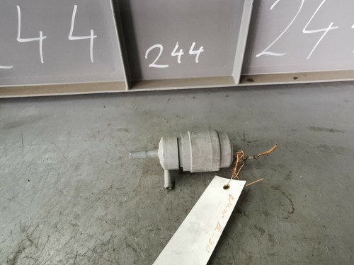 Original BMW 3er E30 Waschwasserpumpe Scheinwerferreinigung Helphos 1368586
