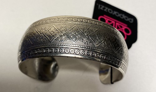Silver Colored Cuff - Picture 3 of 5