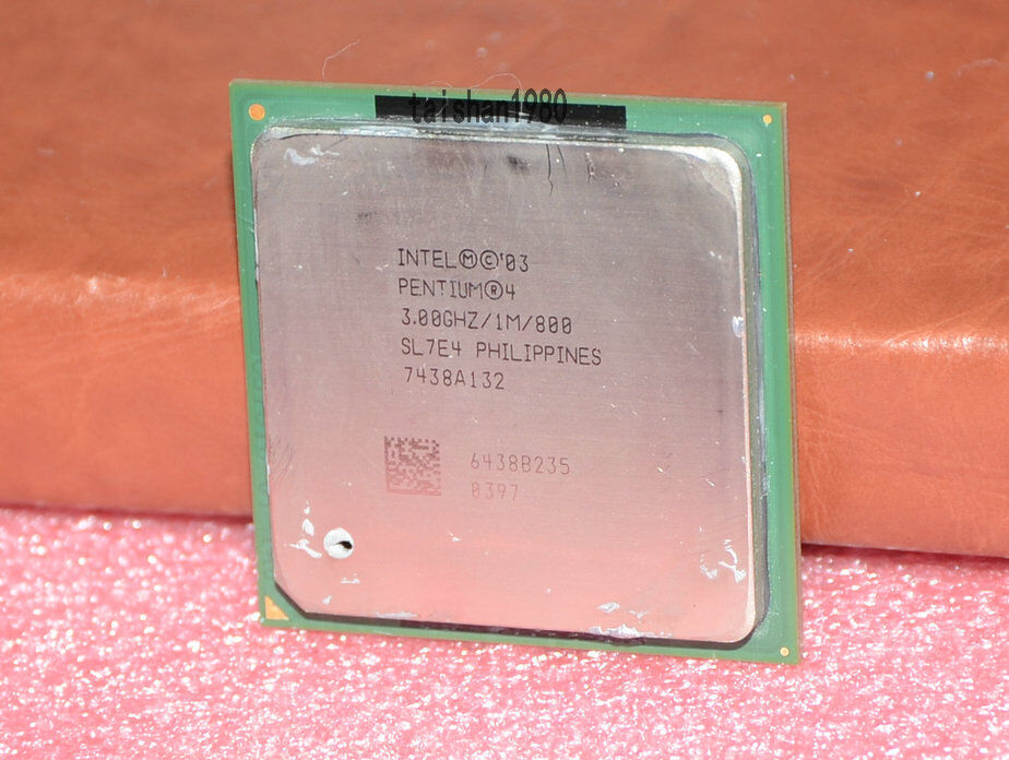 Pentium 4 3.0GHZ HT Socket 478 CPU 3.0/1M/800 SL7E4 - Picture 5 of 7