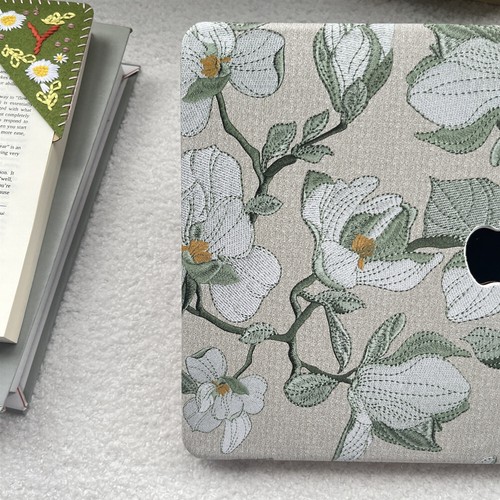 Embroidered Flower Leather Hard Case For Macbook M4 Pro 14 16 Air 13 15 11 12 in - Picture 6 of 9