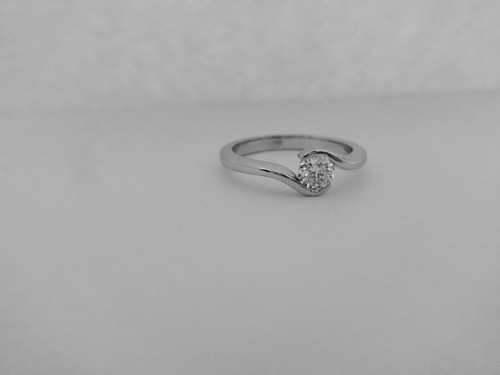 Handarbeit, Geschwungener Designerring 0,31 carat BRILLANT Größen 52.53 54 55 - Picture 4 of 8