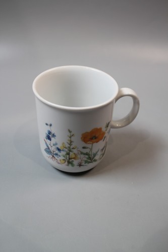 Variety of beautiful Seltmann Weiden Bavaria Jasmin dishes - spring all year - Picture 32 of 54