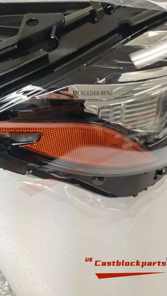 Farol de LED lateral direito 2017 2018 2019 2020 Mercedes-Benz E-Class E300 W213 - Imagem 3 de 4