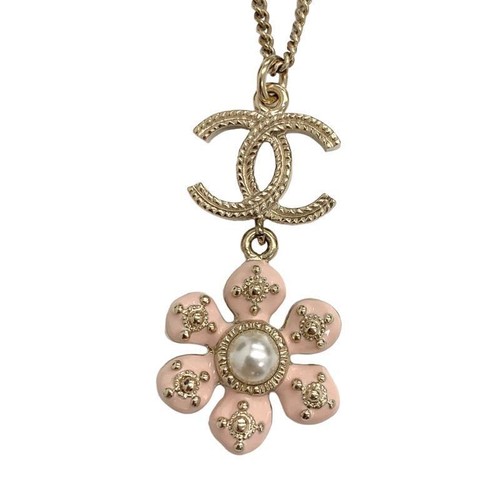 CHANEL Authentic Necklace Pendant Coco Mark Flower GP Pearl Pink Chain 58.4cm