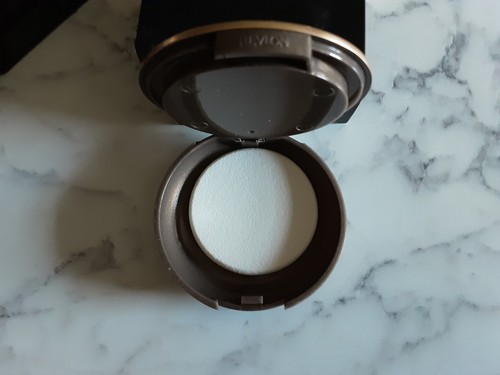 Revlon 2-way Foundation Tender Peach - Picture 4 of 8