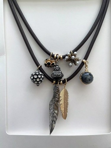 Zara PACK OF 2 CORD NECKLACES WITH CHARMS REF 1856 406 - Picture 4 of 9