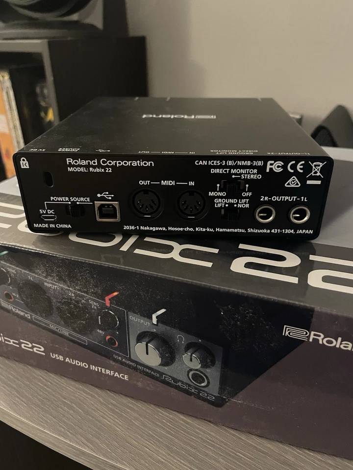 Roland Rubix 22 USB Audio Interface - Image 2 of 2