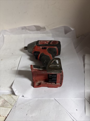 Milwaukee 2656-20 Avvitatore a percussione esagonale senza fili 1/4" M18 18v NON FUNZIONANTE - Foto 4 di 5