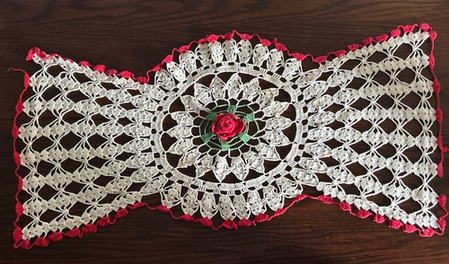 Vintage hand crochet table runner white red roses Dresser Scarf Doily 12x27”