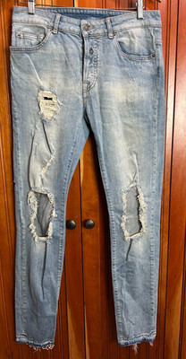 Made in Italy Marcelo Burlon County of Milan Men's Size 32 Distressed EUC.
