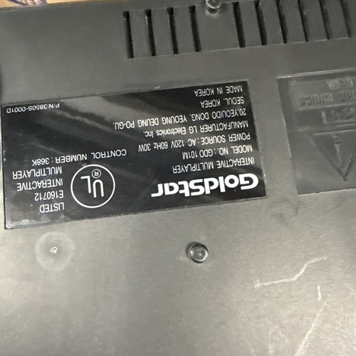 Goldstar 3DO Console GDO-101M With 3 Controllers - Picture 12 of 12