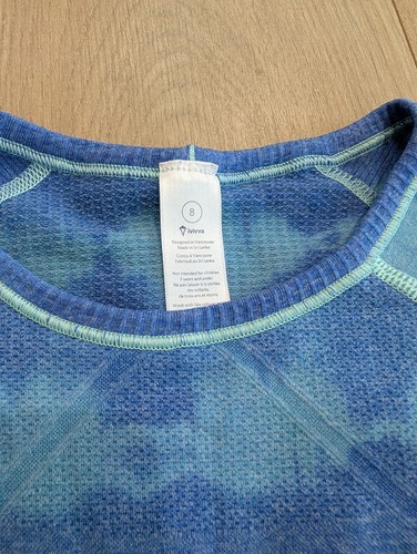 Camisa Ivivva de Lululemon Niñas Swiftly Fly Tech Azul Manga Larga Talla 8 - Imagen 2 de 8