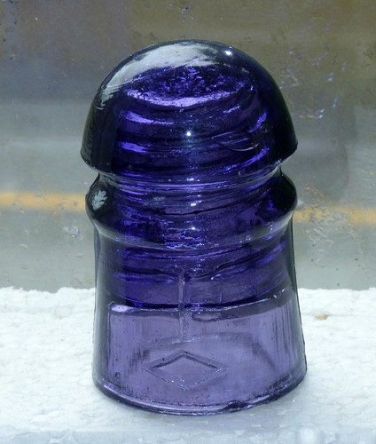 Antique Canadian purple glass PONY insulator FREE SHIPPING! - Bild 3 von 10