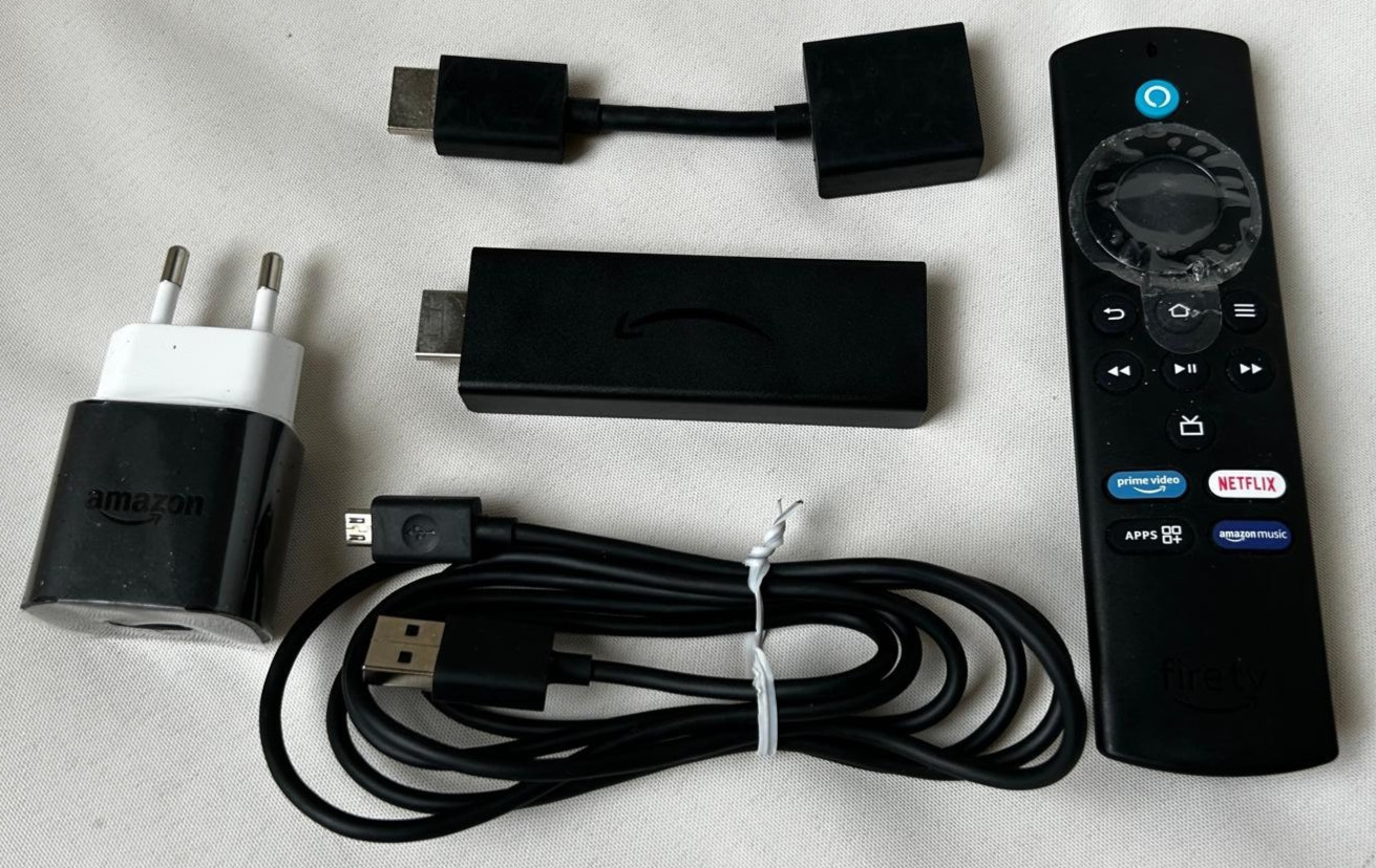 Amazon Fire TV Stick Lite 2a gen. con Telecomando Vocale Alexa - Nero (S3L46N)
