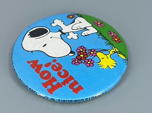 Vintage Peanuts Snoopy Woodstock How Nice Mirror Button 1965 Made in England - Picture 4 of 7