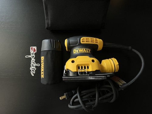 Dewalt 2.3 Amp con cable 1/4 hoja palma agarre lijadora kit bolsa DWE6411K - Imagen 2 de 11