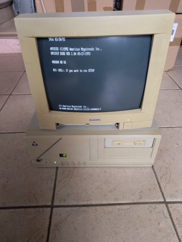 Olidata D15 Retro PC Computer mit Monitor  - Bild 1 von 24