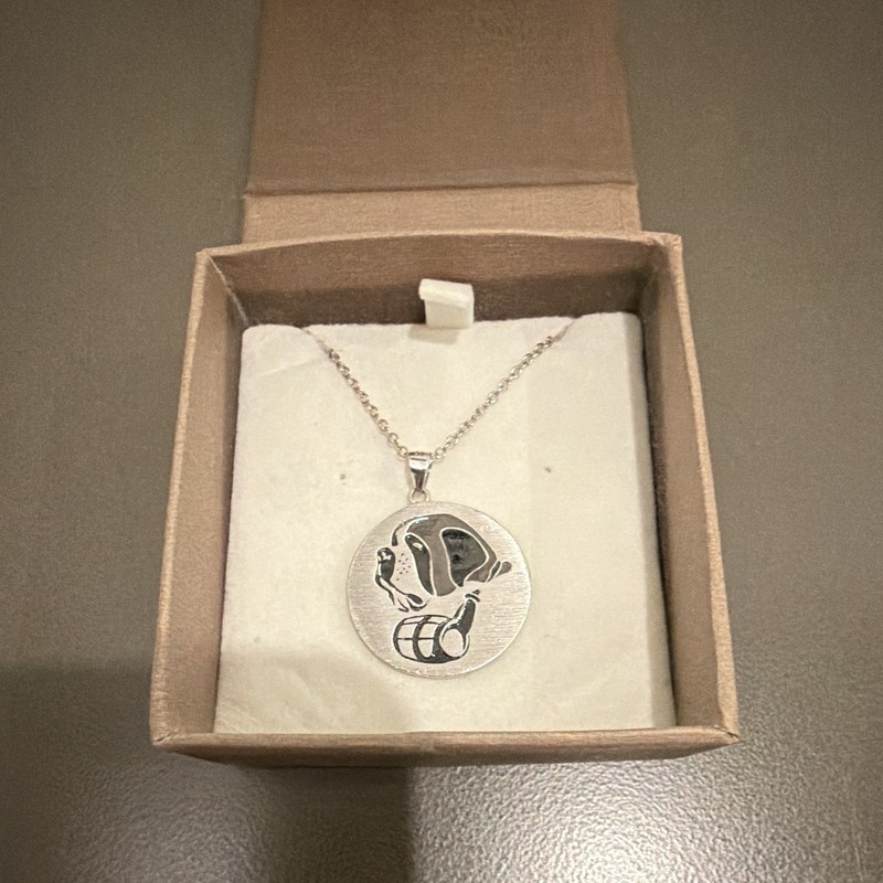 925 Sterling Silver Round Dog Charm Pendant Necklace Chain Lobster 7.67 grams