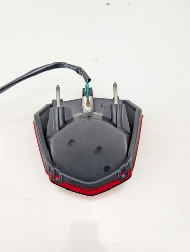 HONDA CB 125F REAR LIGHT 1 PIECE - Picture 7 of 7