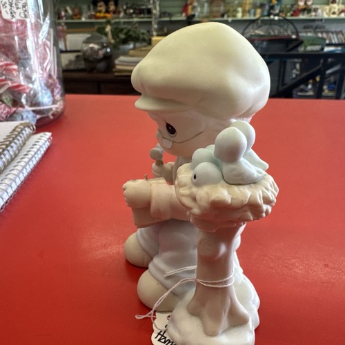 🚨 Precious Moments PM921 "Only Love Can Make A Home" Members Figurine Vintage - Picture 2 of 7