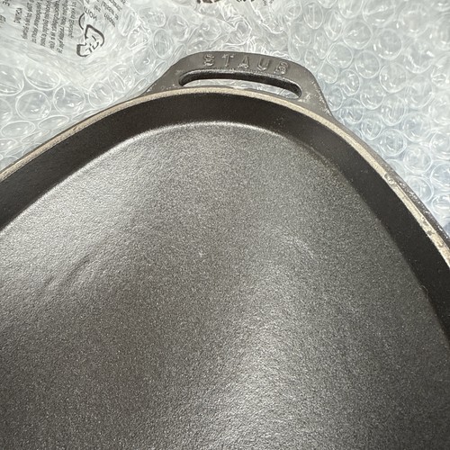 Staub Stella Artois Cast Iron Mussel Pot Matte Black Made in France 15" Long (B) - Picture 5 of 7