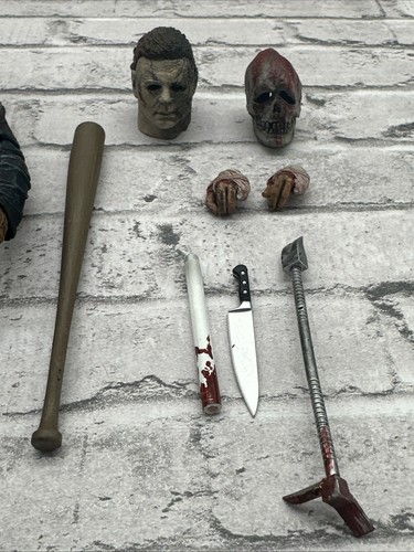 NECA Halloween Kills Ultimate Michael Myers Actionfigur 7" 1/12 NICHT KOMPLETT - Bild 2 von 3