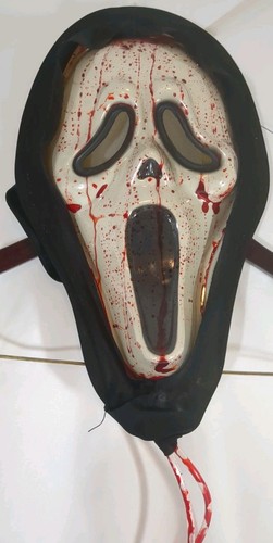 EUC Vintage Scream Movie Ghost Face Bleeding Mask w/Heart Blood Pump Halloween - Picture 6 of 10