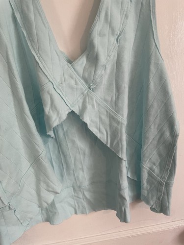WE THE FREE Light Blue Oversized Cropped Tank, size Large - Picture 4 of 5