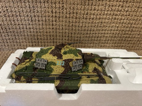 Minichamps 1:35 German King Tiger, K Sowa Abt. 502, Ardennes 1944, No. 350013000 - Picture 12 of 13