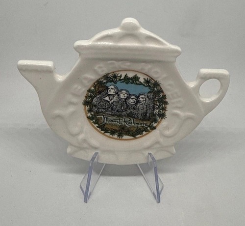 Vintage Teapot Shaped Tea Bag Holder Ceramic Mount Rushmore w/ Stand - Picture 2 of 4