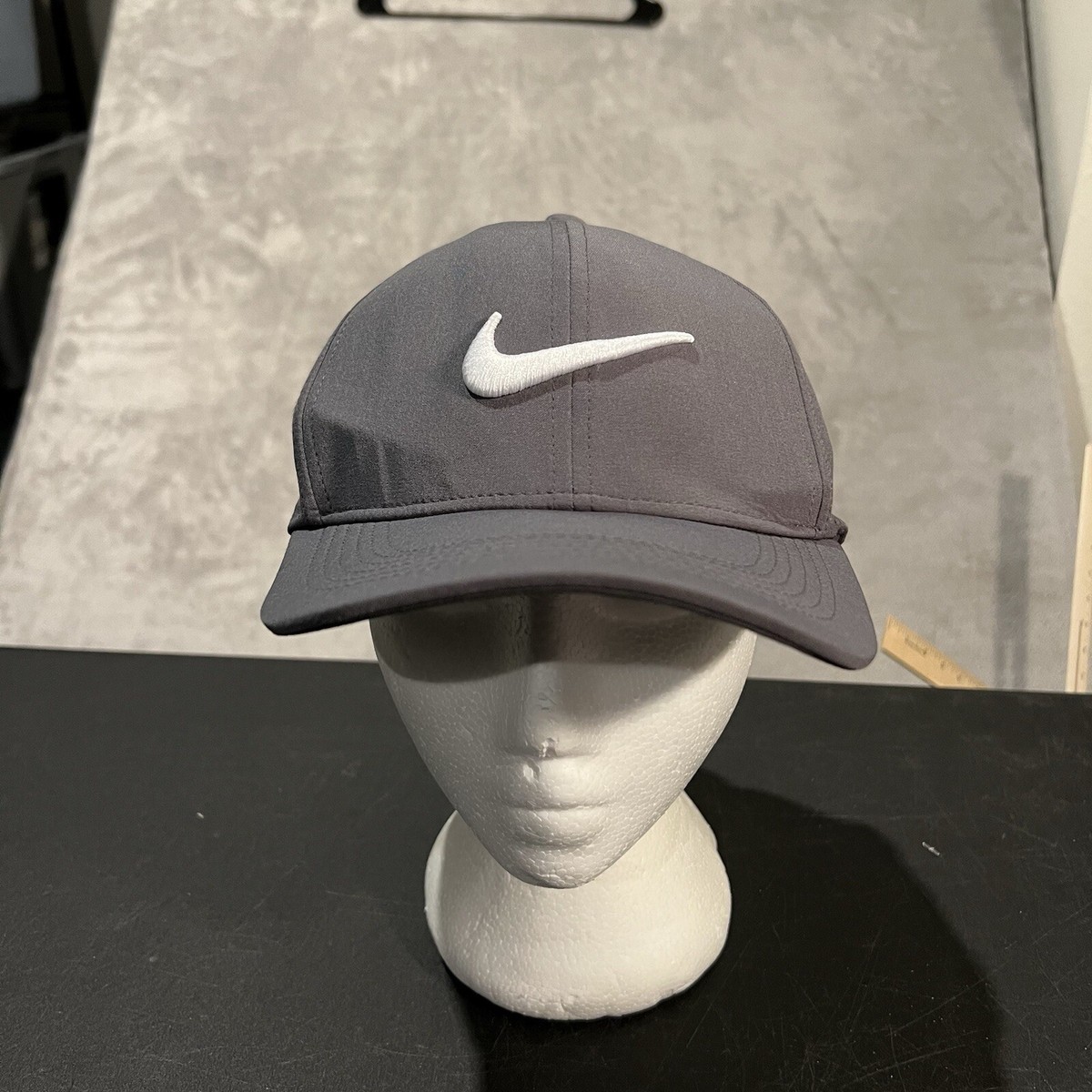 nike golf swoosh hat