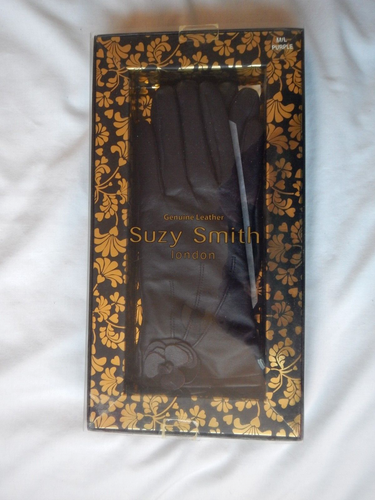 Suzy Smith Dark Purple Leather Gloves in a Size M/L - New and Unworn - Picture 3 of 20
