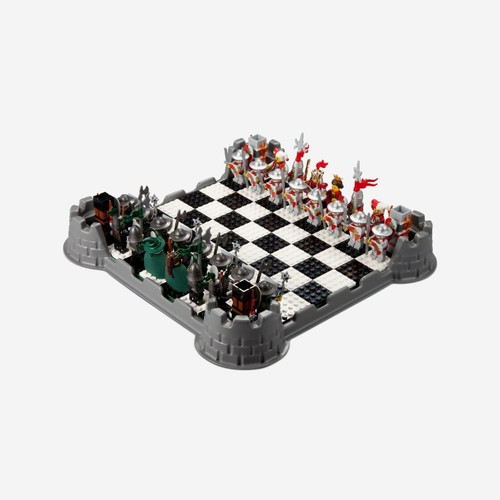 Lego 853373 Kingdom Chess 328pcs SEALED - Picture 2 of 3