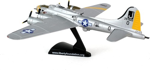 Historical B-17G Liberty Belle Model - 1:155 Scale with Authentic Silver Finish - 第 4/7 張圖片