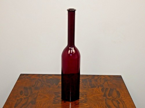 19.5"x4" Red Glass Vases - Picture 4 of 12