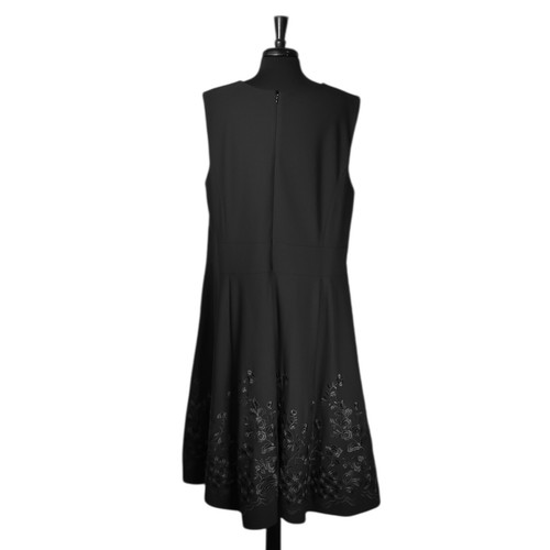Calvin Klein Damen Kleid Schwarz Stretch Blumen Bestickt Etui Formell 22W - Bild 2 von 9