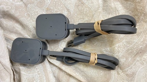 2 PC Whistle GPS Pet Tracker G111 - Picture 2 of 3