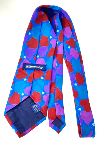 Cravatta cuore Lillian Vernon seta rosso rosa verde su blu San Valentino's Love 3,75" W - Foto 3 di 3