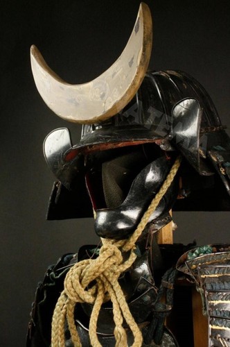 Yoroi EDO Antique Japanese Samurai Armor Black URUSHI Moon Maetate KABUTO MENPO - Picture 10 of 21