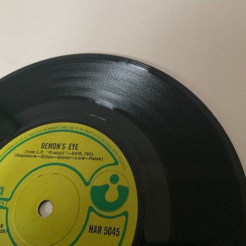 Deep Purple Fireball c/w Demon's Eye 7" Vinyl Single 1971 EMI Records HAR 5045 - Picture 6 of 9