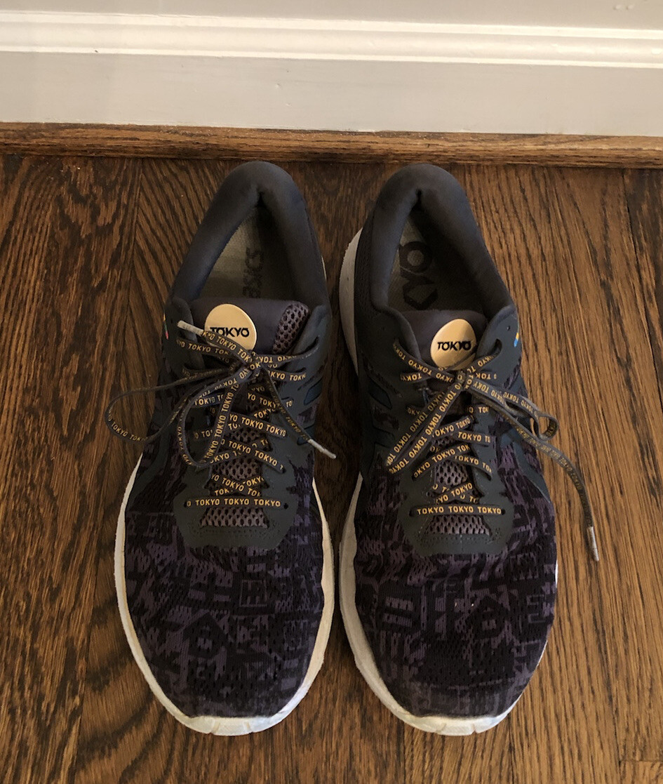Asics GT 2000 8 Tokyo Men Black Graphite Grey Gold 1011B070 size 12.5 47
