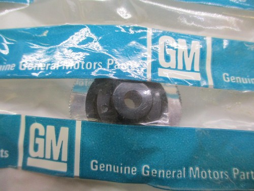 NOS 1977-1980 GM B BODY RADIO SPEAKER CONTROL KNOB W/MONO GM #463487 - Picture 3 of 3