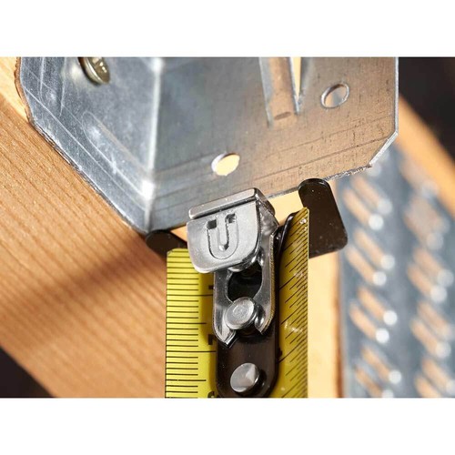 Stanley Control Lock Pocket Tape Measure Imperial & Metric 26ft / 8m 25mm - Picture 4 of 10