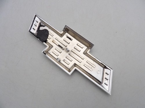 2015 2016 2017 2018 2019 2020 CHEVROLET TAHOE SUBURBAN REAR EMBLEM LOGO OEM - Foto 8 di 10