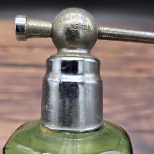 Devilbiss Dental Atomizer Green Glass Vintage Medical Dentist Oddities - Picture 6 of 7