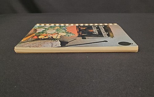 BERMUDIAN COOKERY Bermuda Junior Service League Cookbook 3rd Ed. 1976 - Imagen 4 de 9